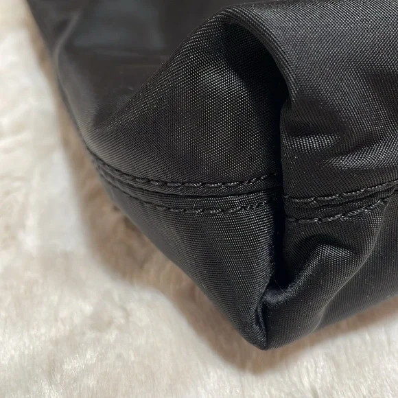 RARE🔥 Henri Bendel PETROL Messenger crossbody!!! - Picture 8 of 8